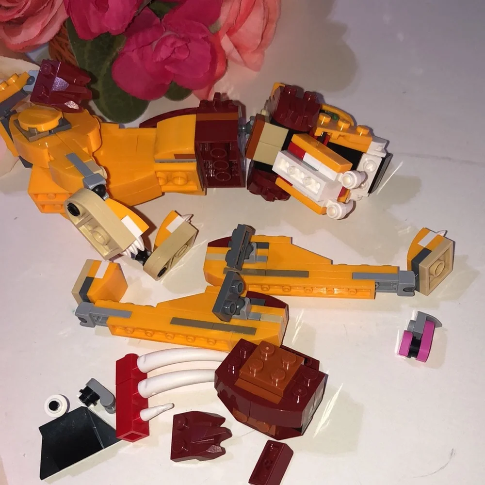 LEGO 31112 Creator Wild Lion 3 In 1 Building Toy 224 Pieces LEGO Lion 🦁